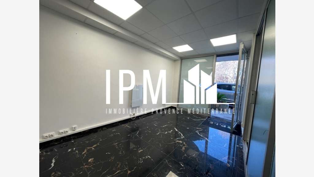 Local commercial 55m² à louer 13008 Marseille