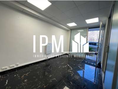 Local commercial 55m² à louer 13008 Marseille