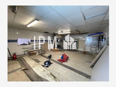 A louer local commercial 216m² Martigues Ecopolis