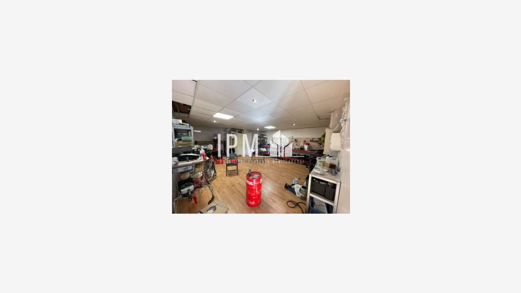 A louer local commercial 216m² Martigues Ecopolis