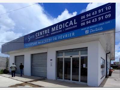 A louer local commercial 80m² empl N°1 à Matoury