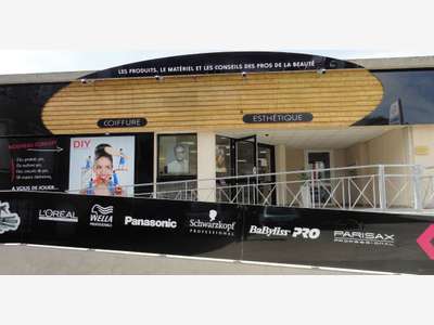 A louer local commercial 145m² à Mayenne