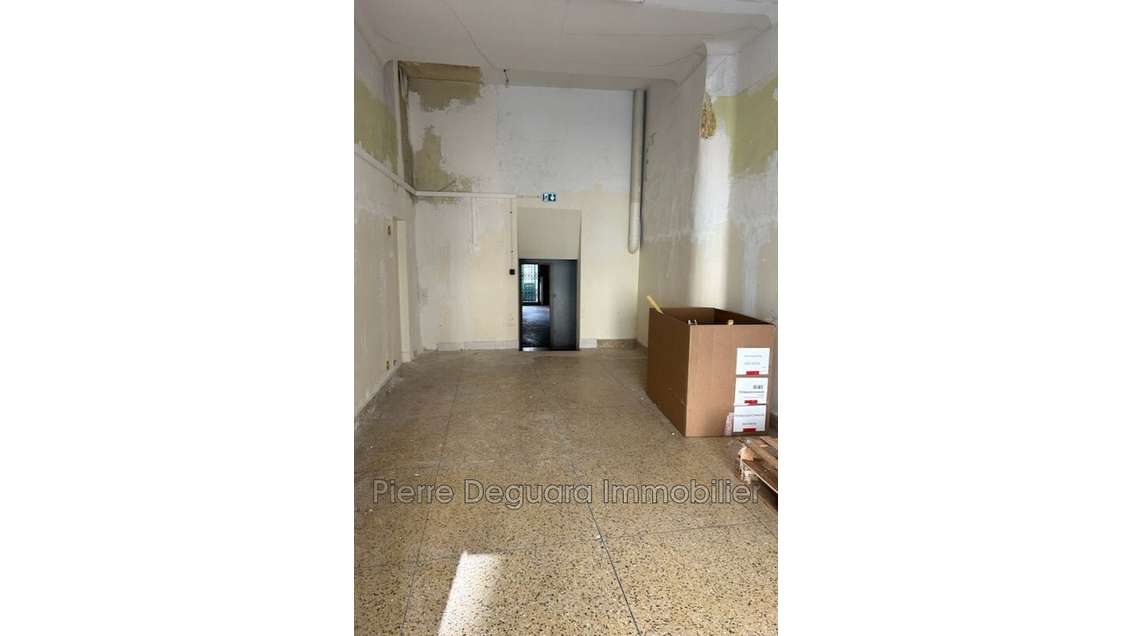 A louer local 80m² à Montpellier Bld Ledru Rollin