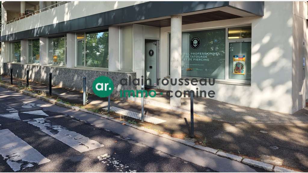 Local commercial 132m² à louer à Nantes centre