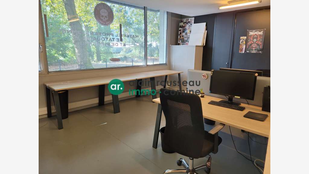 Local commercial 132m² à louer à Nantes centre