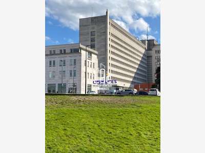 A louer local commercial empl N°1 Nantes centre