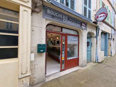 Location Locaux commerciaux - Boutiques à Nantua