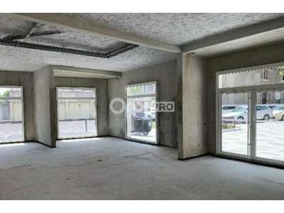 Location Locaux commerciaux - Boutiques à Pau