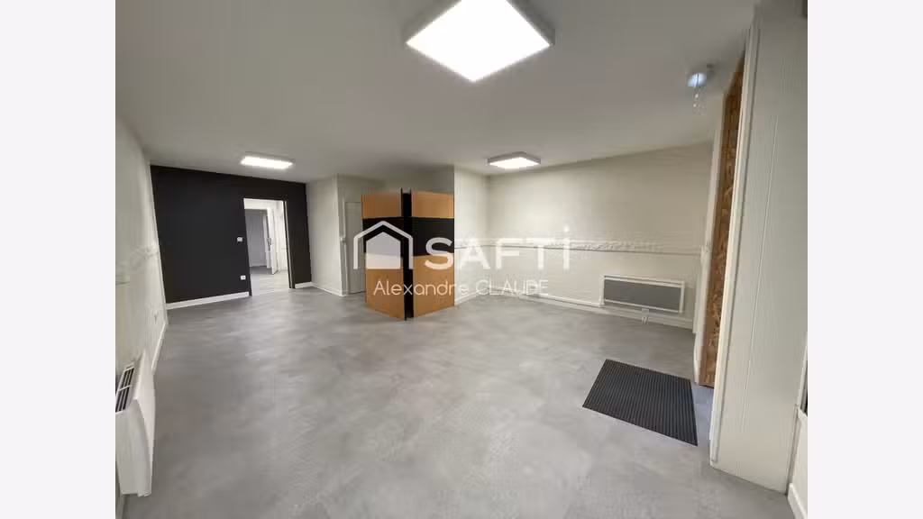 A louer local commercial rénové 57m² à Nevers  