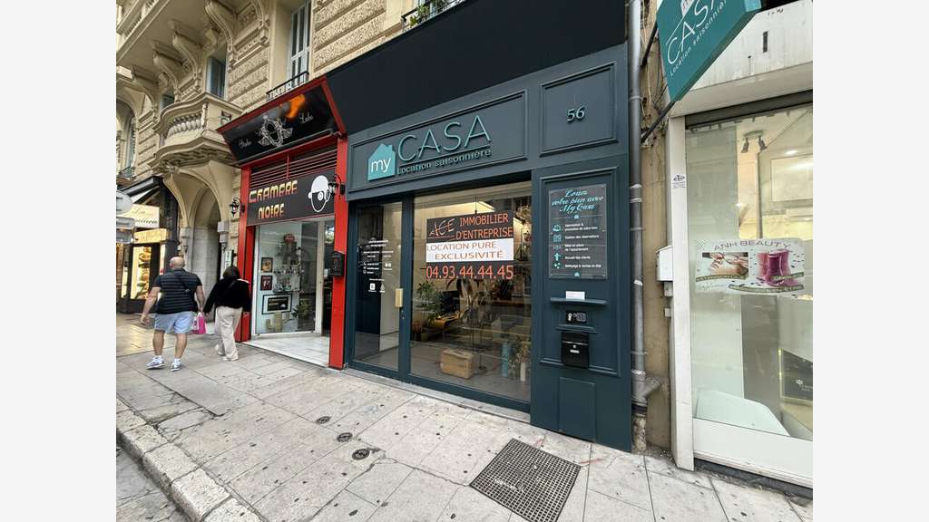 Location local commercial 75m² Nice rue Gioffredo