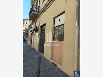 A louer local commercial 81m² proche Port Nice