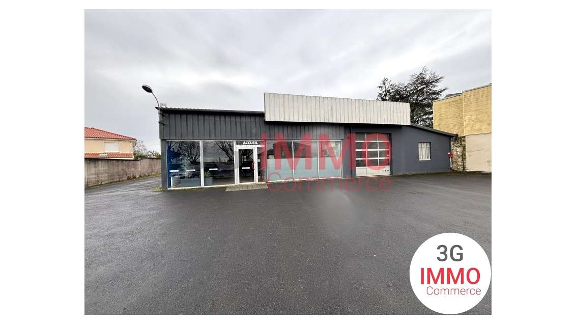 A louer local commercial 210m² à Niort