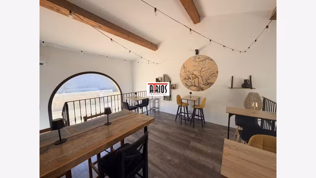 A louer local 39.80m² pôle commercial à Ollioules