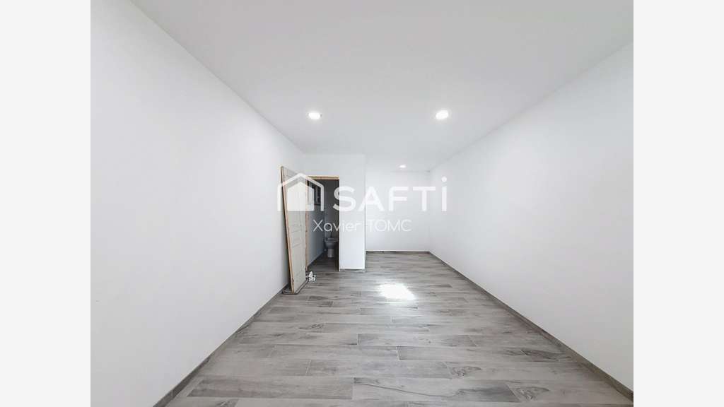 A louer local commercial 127m² à Ostricourt