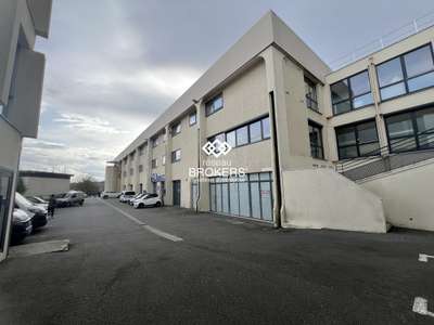 Local 670m² à louer Palaiseau Zone des Glaises