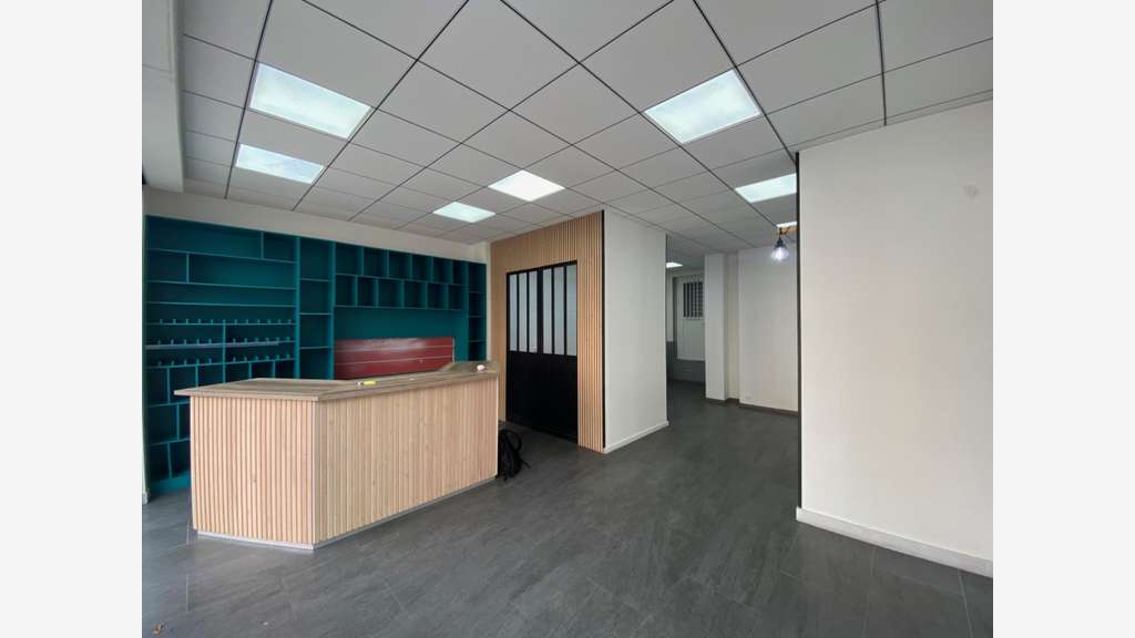 Local commercial 60m² Bd Saint-Marcel Paris 13ème