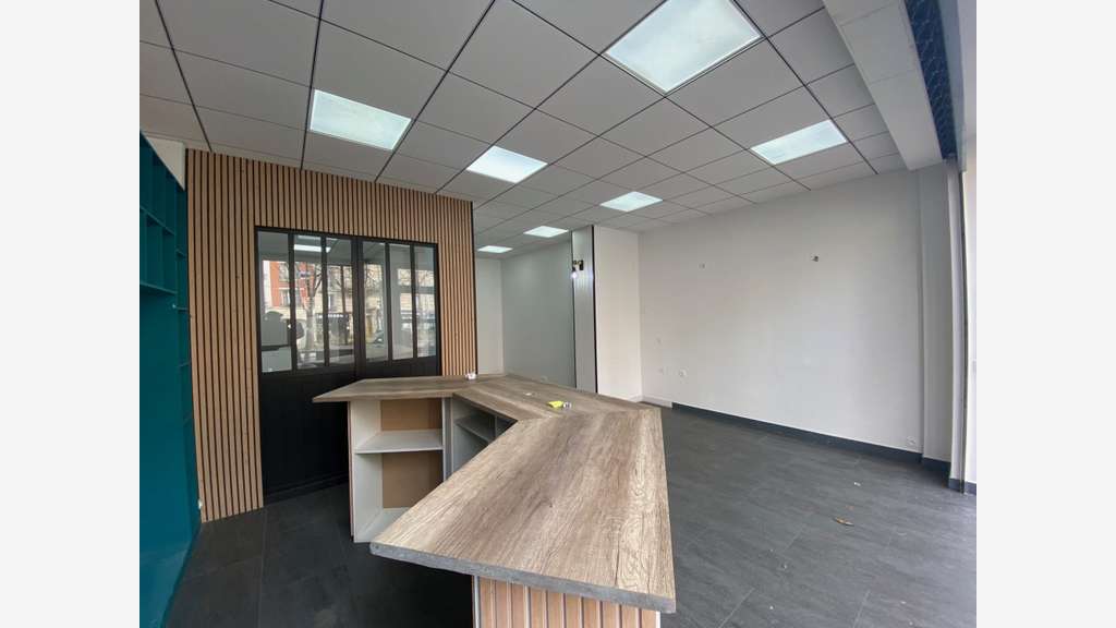 Local commercial 60m² Bd Saint-Marcel Paris 13ème