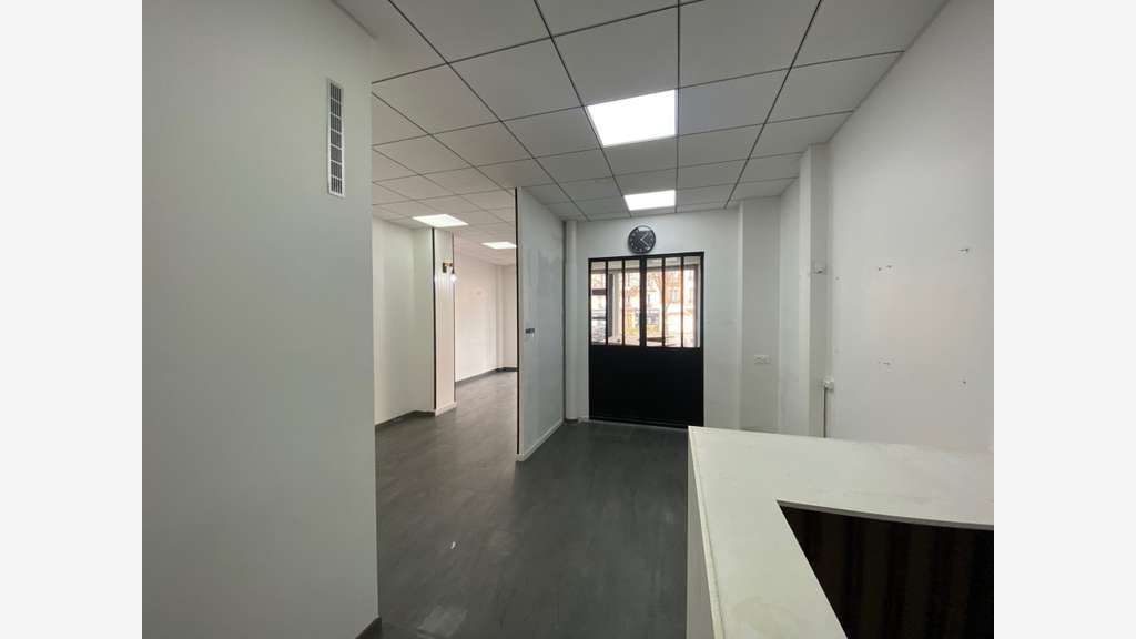 Local commercial 60m² Bd Saint-Marcel Paris 13ème