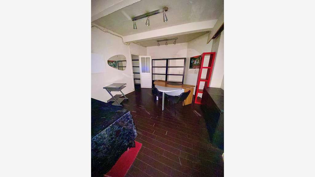 Local commercial 45m² Paris 16e Avenue Mozart