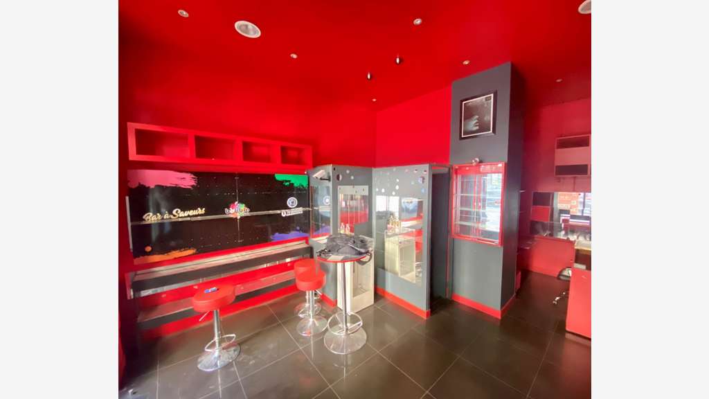 Local commercial 45m² Paris 16e Avenue Mozart