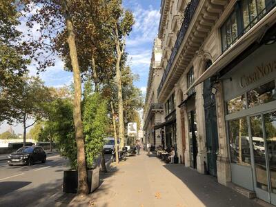 Location Locaux commerciaux - Boutiques à Paris 1er