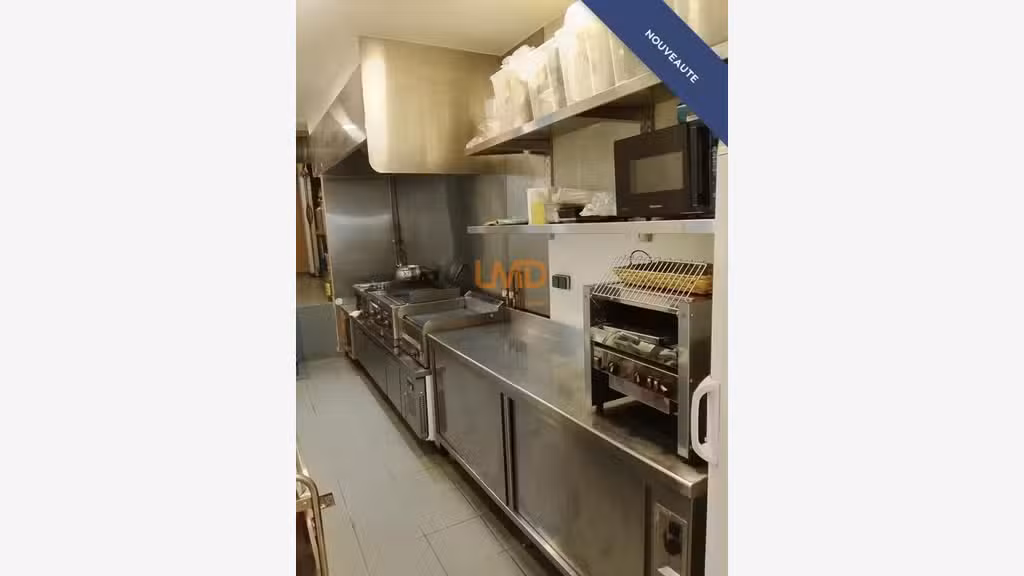 location restaurant rapide 35m² à Paris 8e