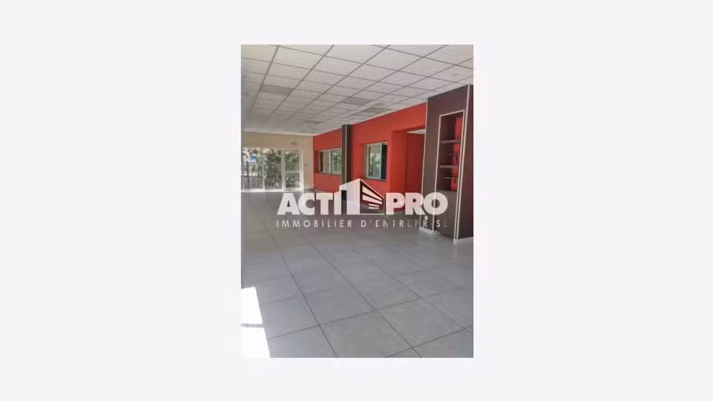A louer local 365m² à Perpignan Polygone Nord
