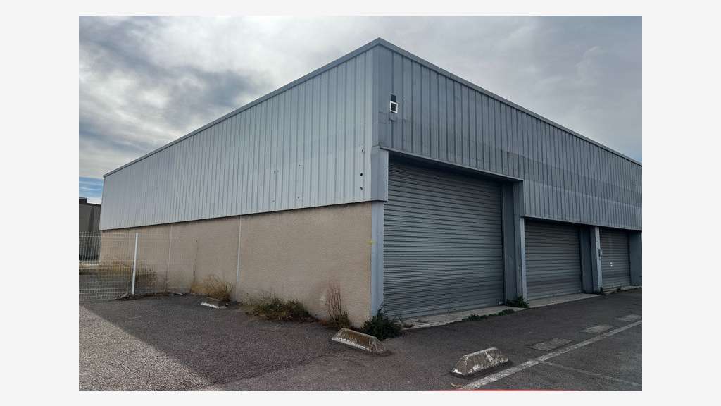 Local 400m² à louer à Perpignan Mas Guérido