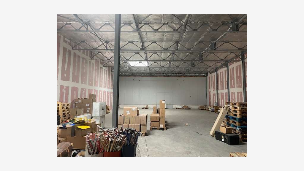 A louer local commercial de 381m² Pointe à Pitre