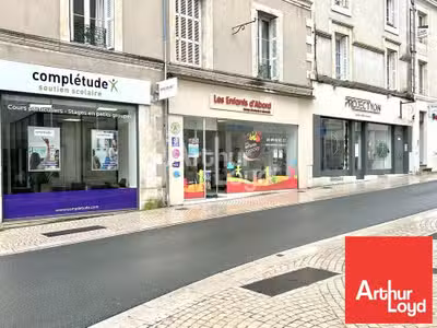 Local commercial à louer rue dynamique Poitiers
