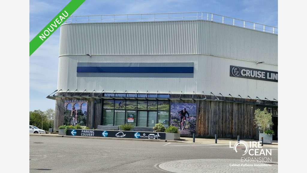 Local 390m² à louer empl premium à Pornic 