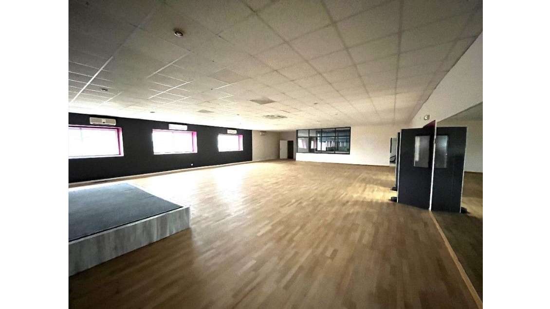 Location cellules commerciales à Valence Sud