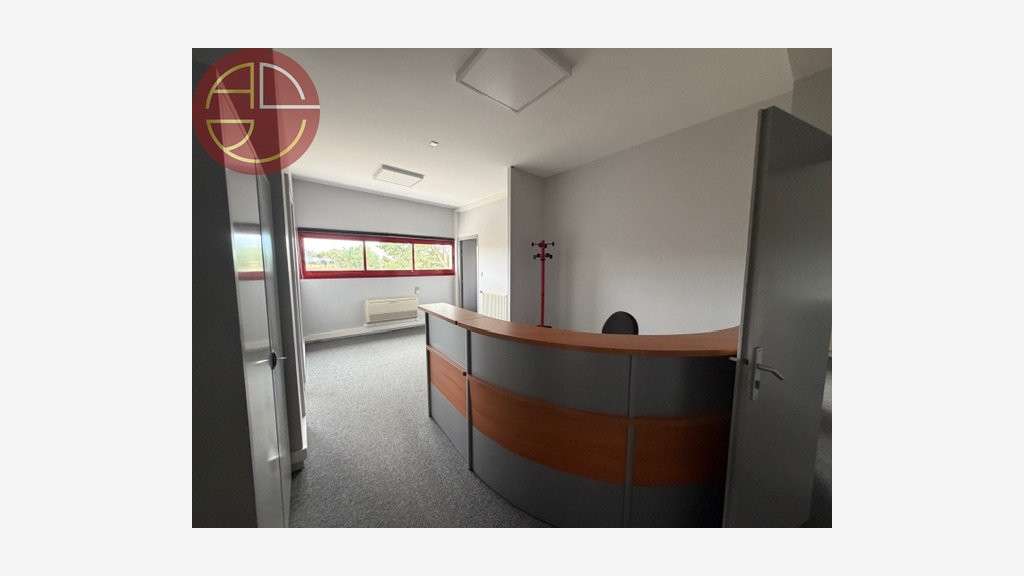 A louer local commercial 1232m² Portet-sur-Garonne