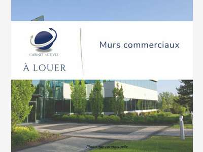 A LOUER LOCAL COMMERCIAL 83M2 LA FECLAZ