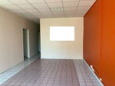 A louer local commercial 85m² à Angers centre