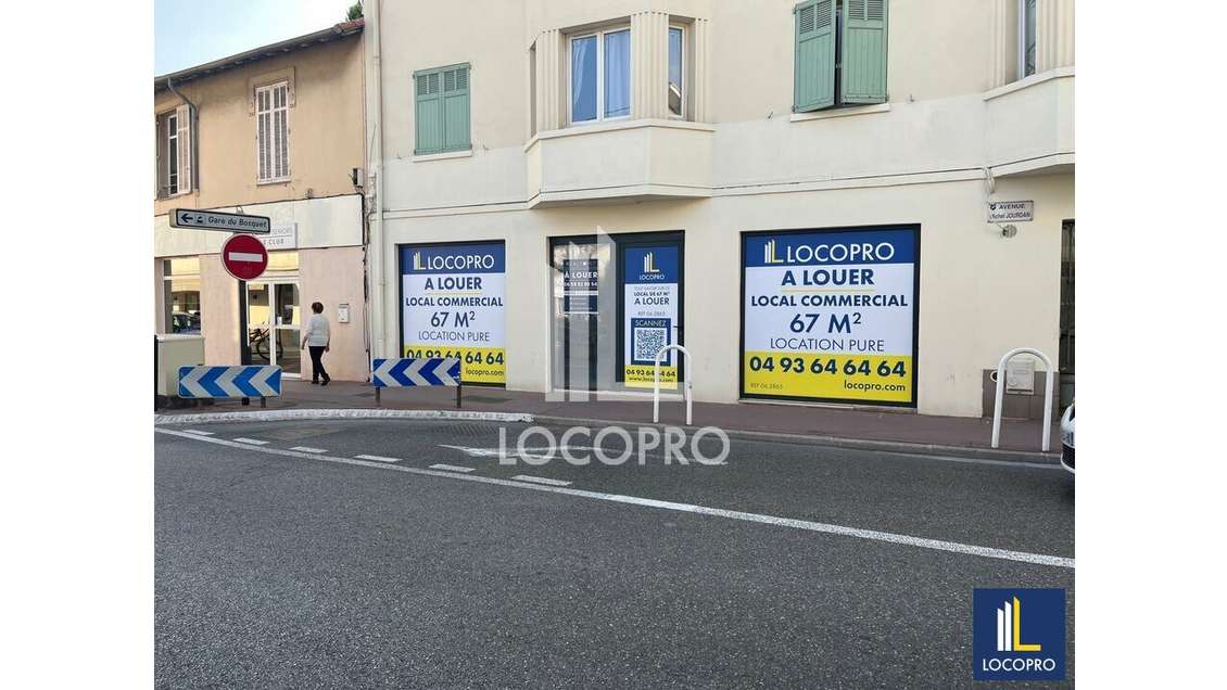 A louer local 67m² à Cannes Av Michel Jourdan