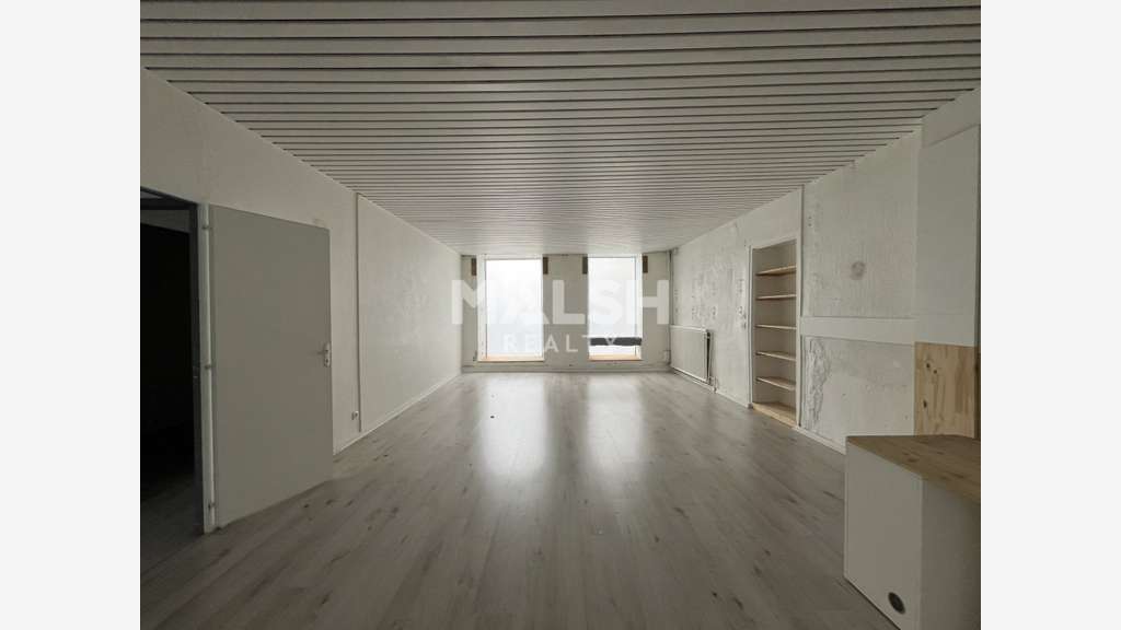 Local commercial  61m² à Villeurbanne Ferrandière 