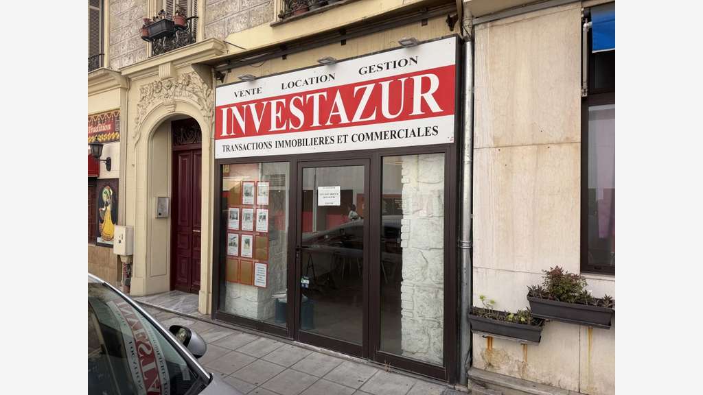 A louer local avec droit d'entrée à Nice centre 