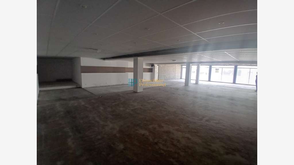 A louer local 260m² à Quimper Creac'h Gwen