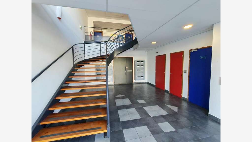 A louer superbe local 100m² proche Hôpital Quimper