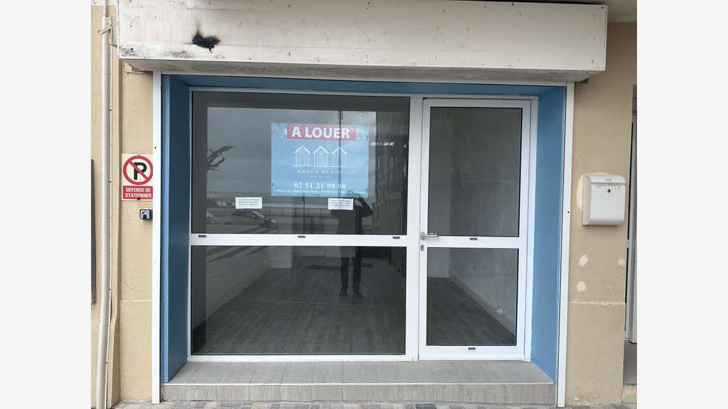 Location local 20m² + réserve aux Sables-d'Olonne