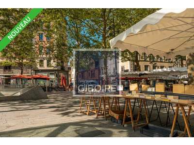 Location Locaux commerciaux - Boutiques à Rennes