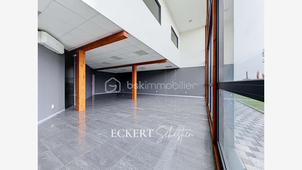 Local commercial à louer 143m² à Rixheim