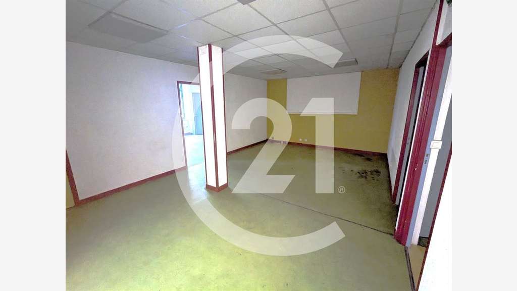 A louer local 77m² Av Jean Moulin Romans-sur-Isère