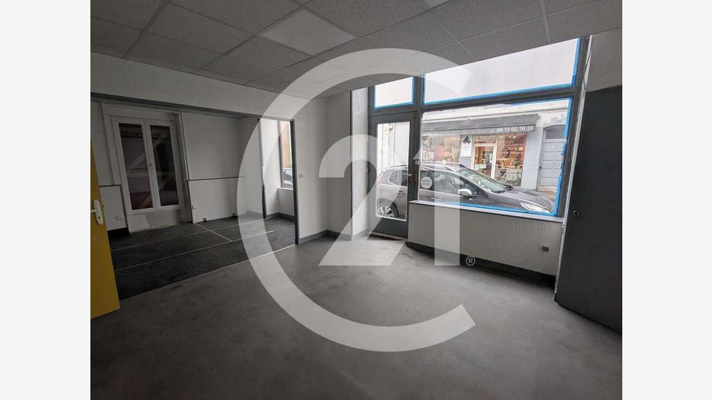A louer local 77m² Av Jean Moulin Romans-sur-Isère