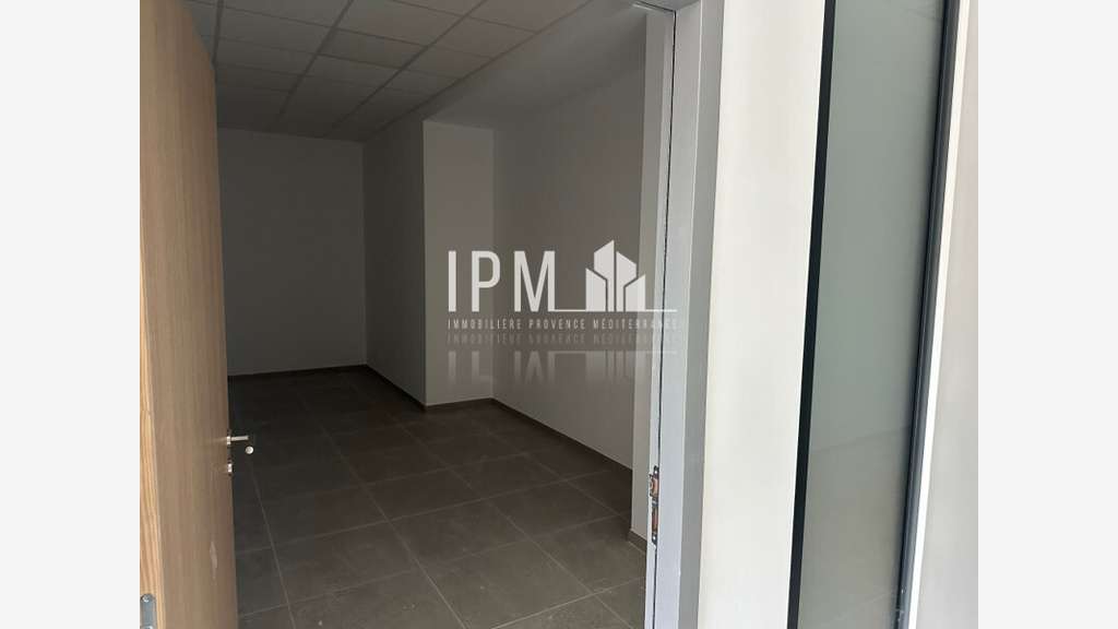 A louer local centre médical 113m² à Roquevaire
