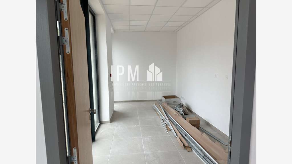 A louer local centre médical 113m² à Roquevaire