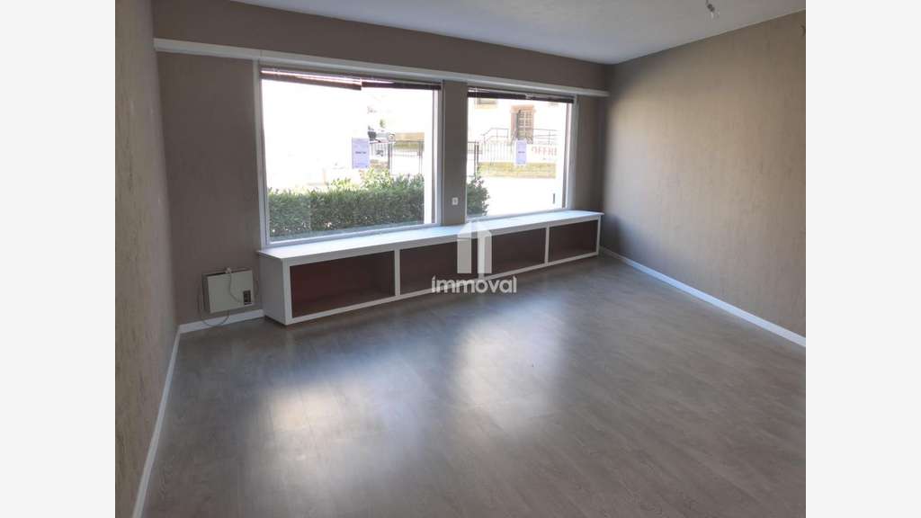 A louer local commercial 56.59m² à Ittenheim