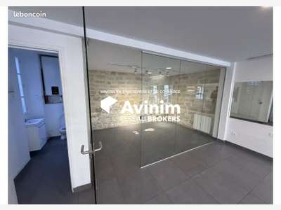 A louer local commercial 48m² à Neuilly-sur-Seine