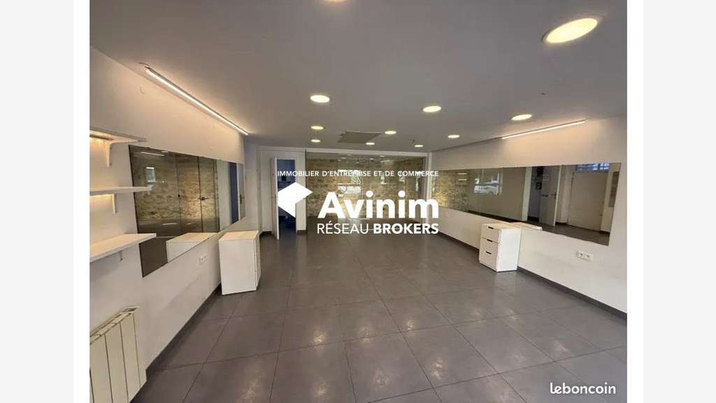 A louer local commercial 48m² à Neuilly-sur-Seine